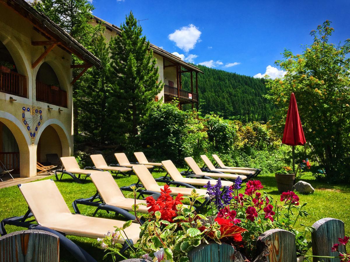 Hôtel&Spa La Ferme de l'Izoard Arvieux Extérieur photo